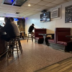 J P Mulligan's Restaurant - Bar