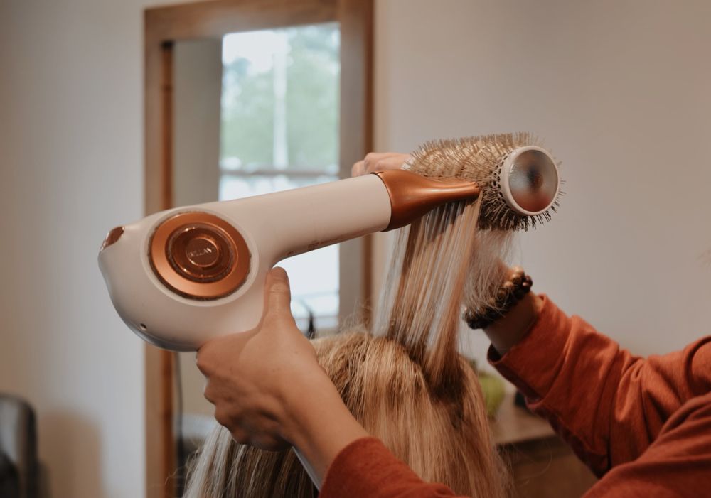 WILD ROOTS SALON HAIR LOUNGE + BOUTIQUE Updated July 2024 173