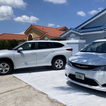 Essentials Car Care - Your car deserves a wash ! It's time to bring back that new car feeling with a fast and efficient mobile car wash service! - Auto Detailing Near Me Essentials Car Care - Your car deserves a wash ! It's time to bring back that new car feeling with a fast and efficient mobile car wash service! - Auto Detailing Near Me
