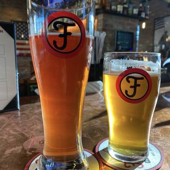 Finney's Crafthouse - Stevenson Ranch - Cider & Pale Ale    The happy hour prices went up a bit since the last time we were here. - New American Near Me - Stevenson Ranch, California