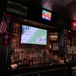 RJ’s Sports Bar and Grill