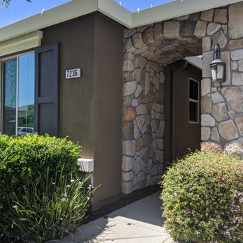 Novielli Painting - The entrance was not painted but as you can see they matched it up quite well. - Painters Near Me - Sanger, California Novielli Painting - The entrance was not painted but as you can see they matched it up quite well. - Painters Near Me - Sanger, California