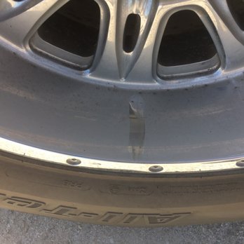 Fast5Xpress Car Wash - Dirty rim after fast 5 wash - Car Wash Near Me - Perris, California