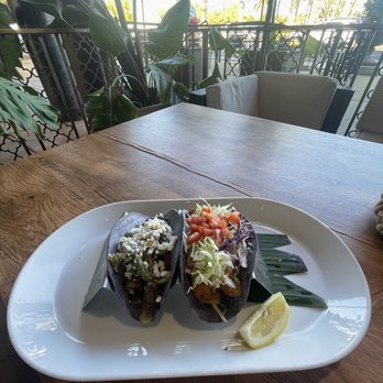 Mesa Mercado - Outdoor seating. Large bench with comfy couches! - Mexican Near Me - Carmichael, California Mesa Mercado - Outdoor seating. Large bench with comfy couches! - Mexican Near Me - Carmichael, California