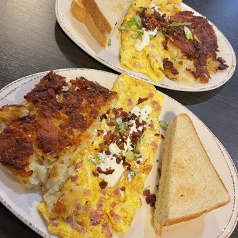 Billy's Downtown Diner - Pano's Omelette - Diners Near Me - Bethlehem, Pennsylvania Billy's Downtown Diner - Pano's Omelette - Diners Near Me - Bethlehem, Pennsylvania