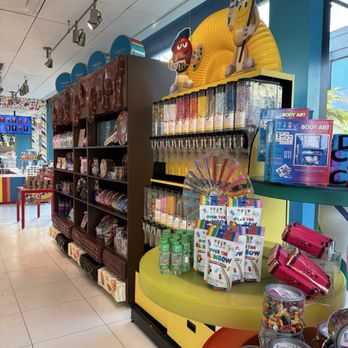 Dylan's Candy Bar - Interior - Candy Stores Near Me - Los Angeles, California