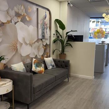 Molly Nail Spa - Nail Salons Near Me - Brooklyn, New York