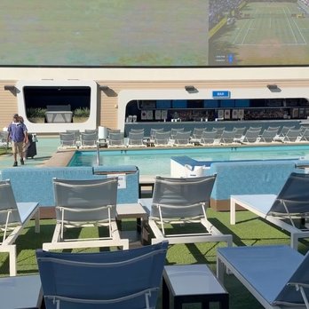 Stadium Swim - Swimming Pools Near Me - Las Vegas, Nevada