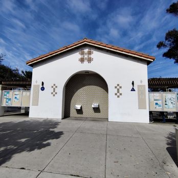 Aliso Creek Rest Area - Water fountains available - Rest Stops Near Me - Oceanside, California