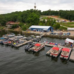 Dirty Duck Boat Rental