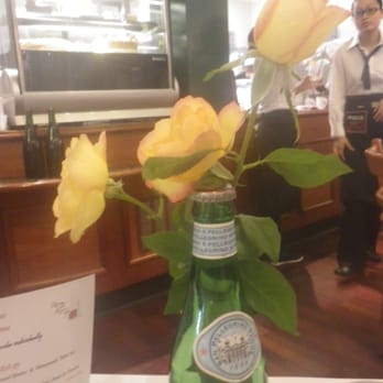 Room with Roses - Cafes Near Me - Brisbane City, QLD