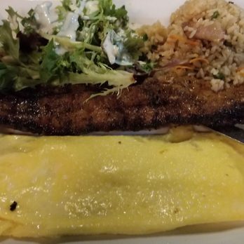 Liliha Bakery - Smoked pork belly, fried rice, and eggs - Bakeries Near Me - Honolulu, Hawaii