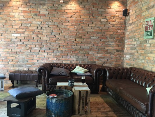 Holy Craft Beer Bar by null