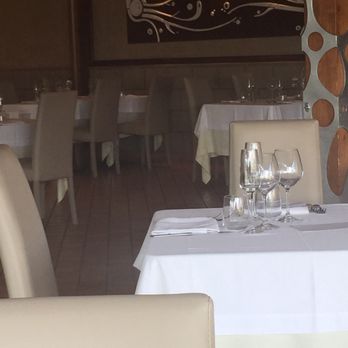 Maroder - Inside dining room - Pizza Near Me - Giugliano In Campania, NA Maroder - Inside dining room - Pizza Near Me - Giugliano In Campania, NA