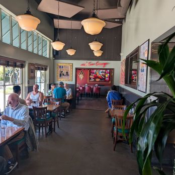 Hugo’s Restaurant - Another part of the inside dining room which leads into the Tea Lounge. - Breakfast & Brunch Near Me - West Hollywood, California Hugo’s Restaurant - Another part of the inside dining room which leads into the Tea Lounge. - Breakfast & Brunch Near Me - West Hollywood, California