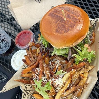 Drizzle - SAUCE BOSS - Coffee & Tea Near Me - Mount Shasta, California Drizzle - SAUCE BOSS - Coffee & Tea Near Me - Mount Shasta, California