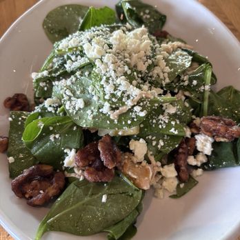 Sauce Pizza & Wine - Chicken, Spinach & Apple salad - Pizza Near Me - Gilbert, Arizona Sauce Pizza & Wine - Chicken, Spinach & Apple salad - Pizza Near Me - Gilbert, Arizona