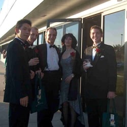 The Great Kentucky Bourbon Tasting & Gala - A group enjoying their Bourbon at the Gala