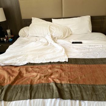 Opera House Hotel - King bed - Hotels Near Me - Bronx, New York