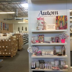 Autom Company - Beautifully display of themed items for gifts