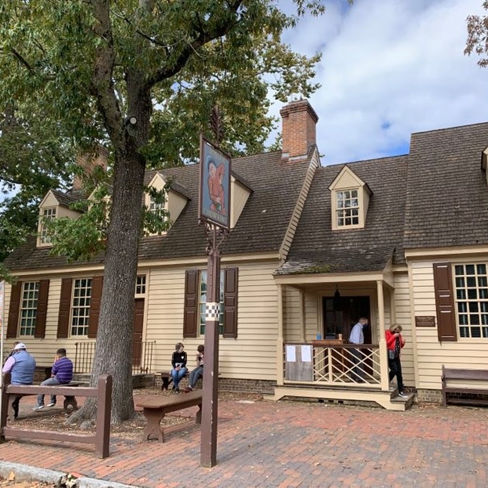 Chowning’s Garden Bar - Front of Chowning's - go around to the left to get to the back courtyard. - Barbeque Near Me - Williamsburg, Virginia
