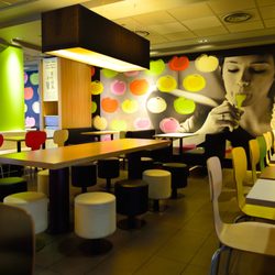 Evolution Retail - Ice Cream shop graphics