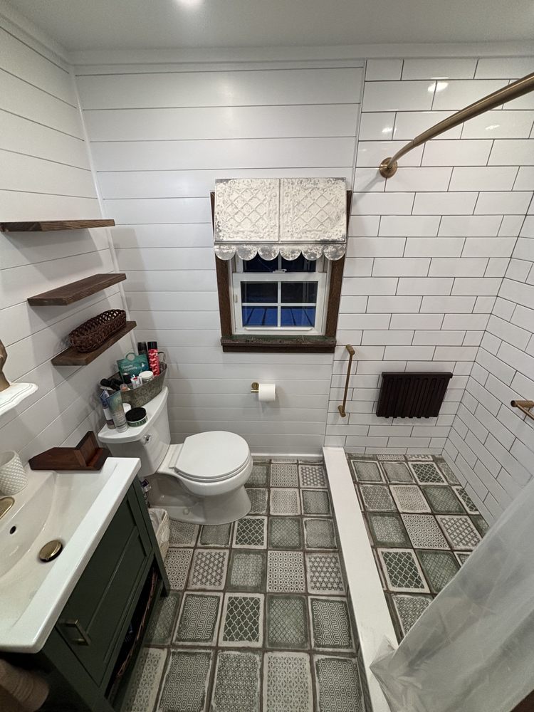 Slide of CONTRACTOR PROS