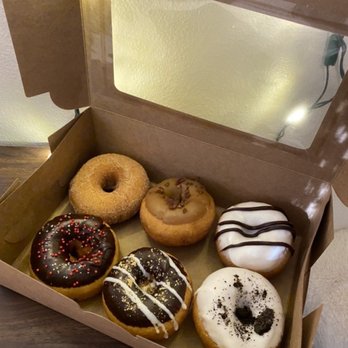 DOM’S DONUTS - Updated February 2026 - 10 Photos & 15 Reviews - 330 N ...