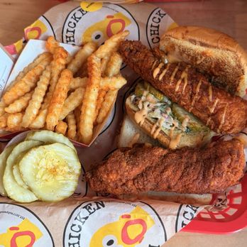 Dave's Hot Chicken - #3 medium - Chicken Shop Near Me - San Antonio, Texas