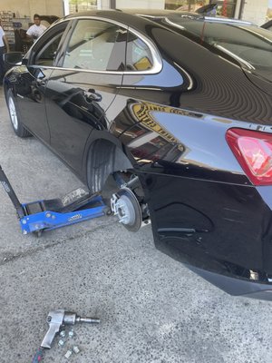 Les Schwab Tire Center