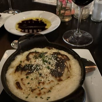 Isola Pizza Bar - Pizza Near Me - San Diego, California