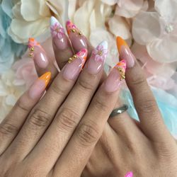 White Heaven Nail Spa