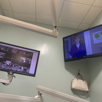 Barsoum Dental Upland - Good distraction - General Dentistry Near Me - Upland, California Barsoum Dental Upland - Good distraction - General Dentistry Near Me - Upland, California