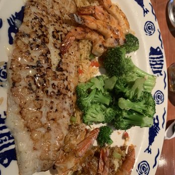 Fish Daddy's Grill House - Fish Daddy's Combo (grilled shrimp, crab stuffed shrimp, grilled catfish, steamed broccoli) - Seafood Near Me - Tulsa, Oklahoma