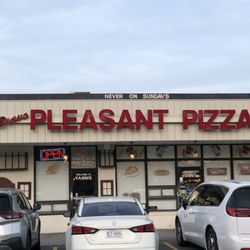 Bravo Pleasant Pizza - Restaurant exterior