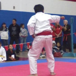 Gold Medal Taekwondo - Modern taekwondo makes people winners in sport and life!