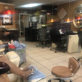 Solar Nails - Inside of Salon - Nail Salons Near Me - Las Vegas, Nevada