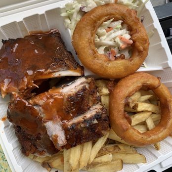 Phil's BBQ - Baby Back Rib Tickler (3 Bones) - Barbeque Near Me - San Diego, California