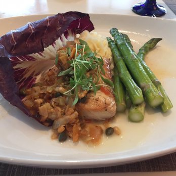 Mariposa - Mahi Mahi with asparagus and mashed potatoes - Sandwiches Near Me - San Antonio, Texas