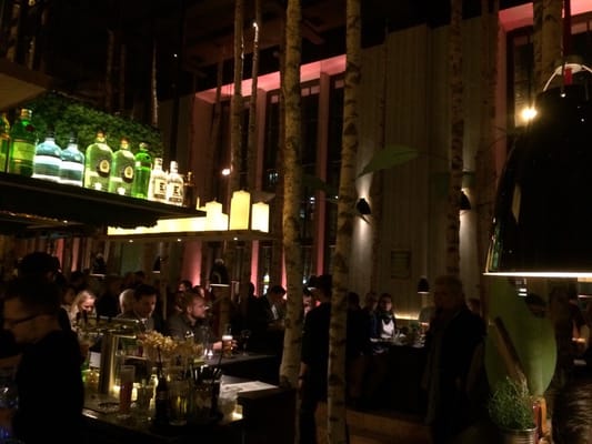 HANS IM GLÜCK - MÜNCHEN Isarpost by null