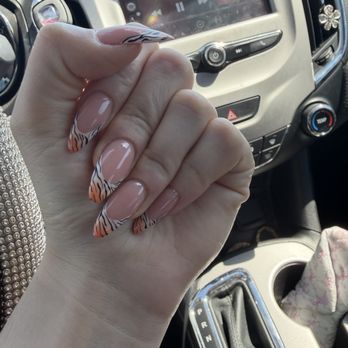 9091 Nails Lounge - Nail Salons Near Me - Queen Creek, Arizona