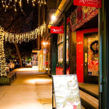 Miracle on Ninth Street - Pop-up Christmas bar open for 2024 - Cocktail Bars Near Me - New York, New York Miracle on Ninth Street - Pop-up Christmas bar open for 2024 - Cocktail Bars Near Me - New York, New York