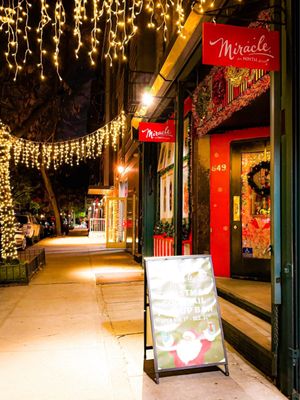 Miracle on Ninth St by null