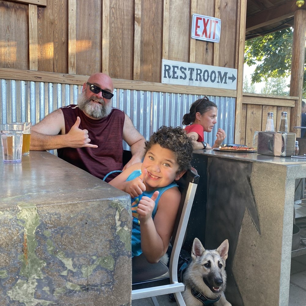 East 20 Pizza - Dog friendly outdoor dining. - Pizza Near Me - Winthrop, Washington East 20 Pizza - Dog friendly outdoor dining. - Pizza Near Me - Winthrop, Washington