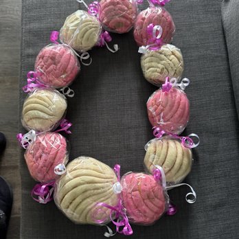El Pavo Bakery & Restaurant - Strawberry and vanilla lei turned out great too!!! - Bakeries Near Me - San Gabriel, California