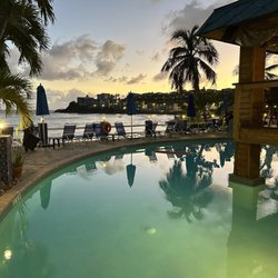 Bolongo Bay Beach Resort - Sunset from the restaurant