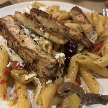 Carrabba's Italian Grill - Italian Near Me - Warwick, Rhode Island