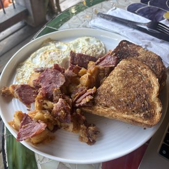 Wild Harvest Cafe - Cornbeef 2 Eggs and Homemade Corned Beef Hash - Breakfast & Brunch Near Me - East Greenwich, Rhode Island Wild Harvest Cafe - Cornbeef 2 Eggs and Homemade Corned Beef Hash - Breakfast & Brunch Near Me - East Greenwich, Rhode Island