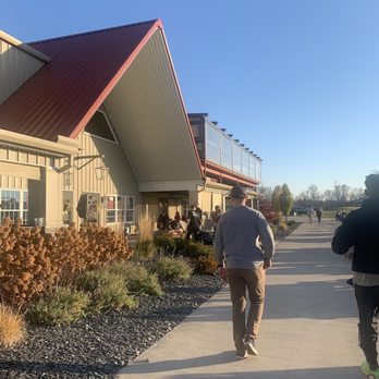 Daniel's Vineyard - Daniels - Wineries Near Me - McCordsville, Indiana