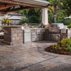 Black Diamond Paver Stones & Landscape